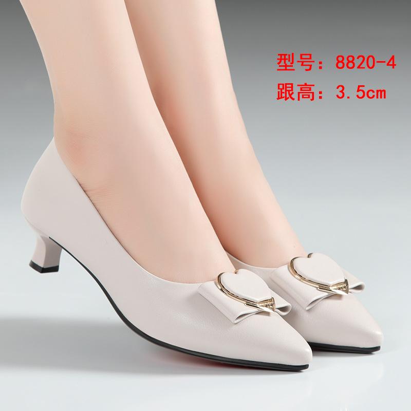 Fashion 2024 Spring New Women's Dress Shoes Soft Leather Thin High Heel Shoes Medium Heel Office Women's Shoes Metal Love Shoes Elegant