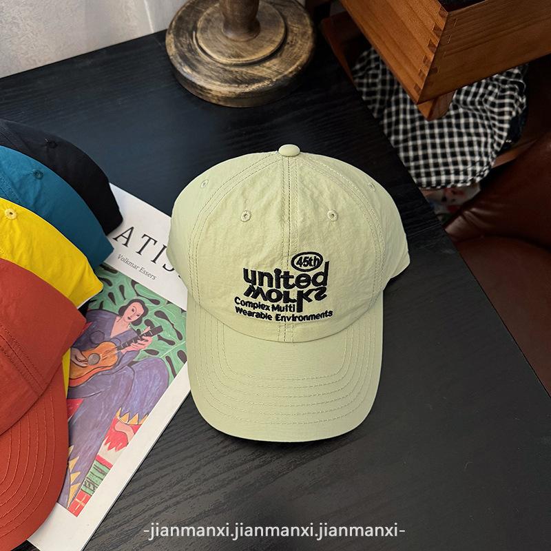 

Real shot of a new Korean spring style baseball cap with letter design, quick-drying, face-slimming, suitable for outings and student wear Adjustable