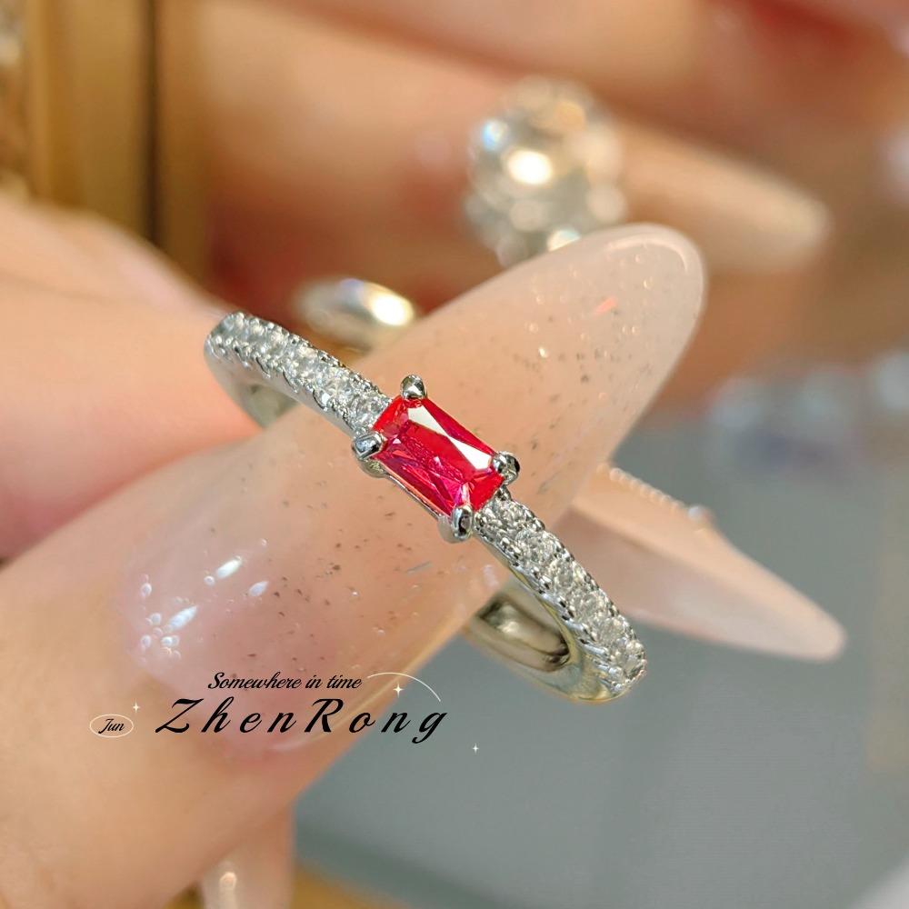 Elegant French Vintage Women Rings with High Carbon Diamond Red Corundum and Blue Spinel Simple Fashion Jewelry