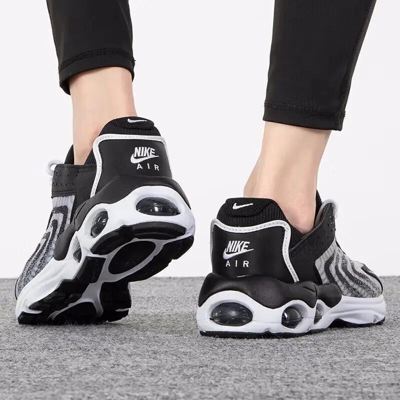 Nike Air Max TW GS Fekete Fehér Gyerek Cipő DQ0296-001