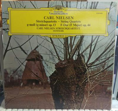 LP Record CARL NIELSEN , CARL NIELSEN KVARTET - String Quartets G-Moll (G Minor) Op 2530920 Deutsche Grammo 1977 Germany Classical Used