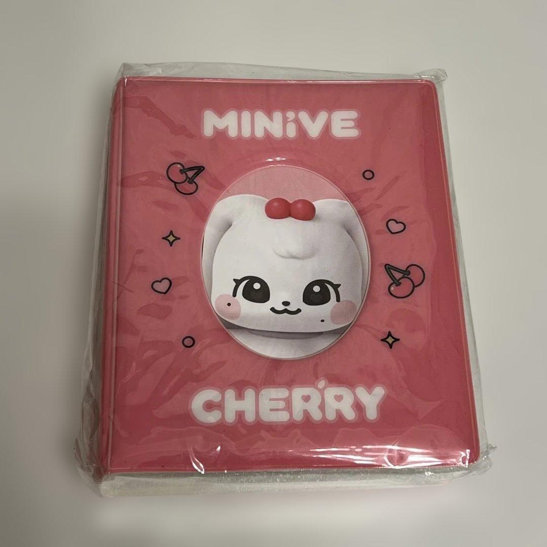 [Б/У] IVE Вонён МИНИВЕ БИНДЕР ДЛЯ ФОТОКАРТОЧЕК CHERRY