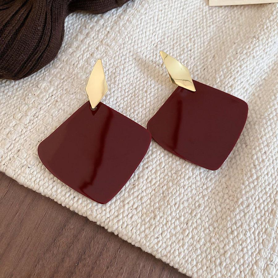 French Retro Silver Needle Round Flat Round Resin Fringed Earrings Light Luxury High-end Earrings Versatile Earrings