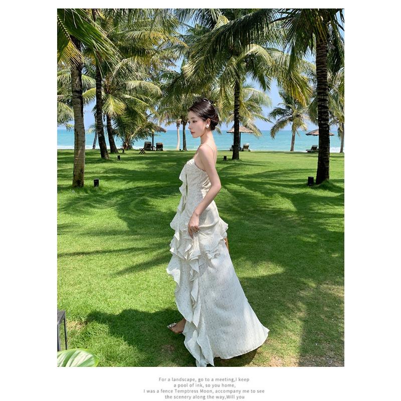 Women's Summer Holiday Cubic Irregular Ruffle Halter Dresses