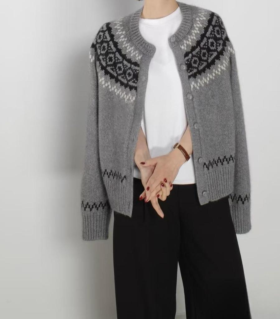 Women's Fair Isle Retro Cashmere Cardigan: Round Neck, Jacquard Sweater Coat, Loose Knit Top