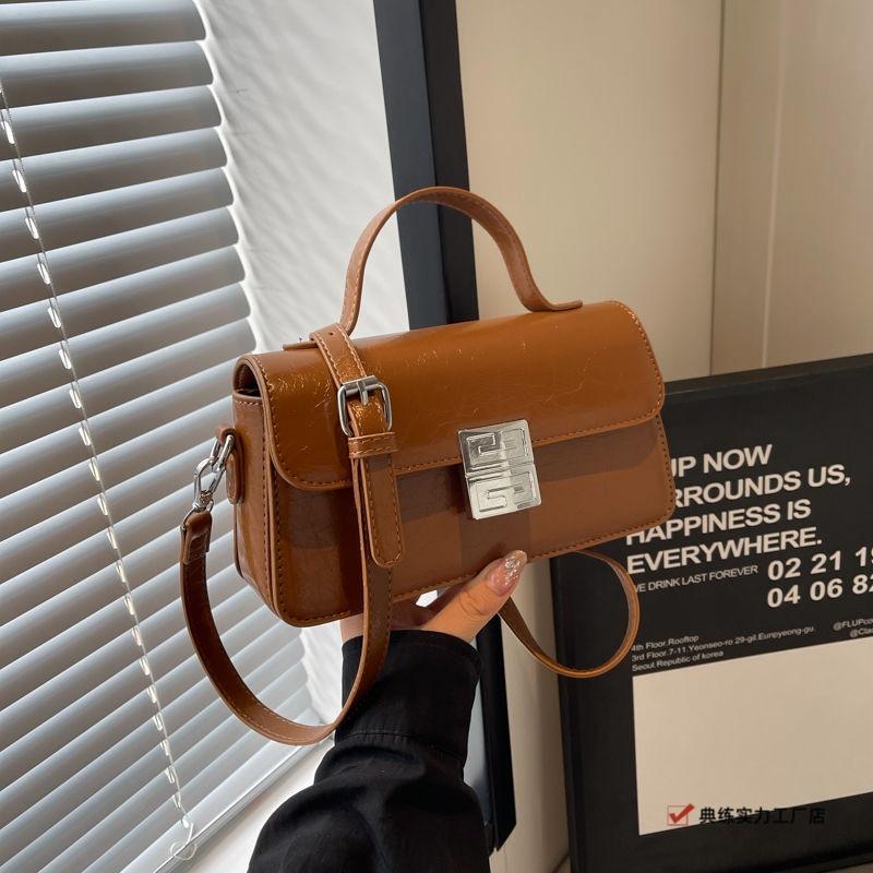 High Value Popular New Fashion Small Square Bag Niche Retro Simple Handbag Premium Shoulder Messenger Bag