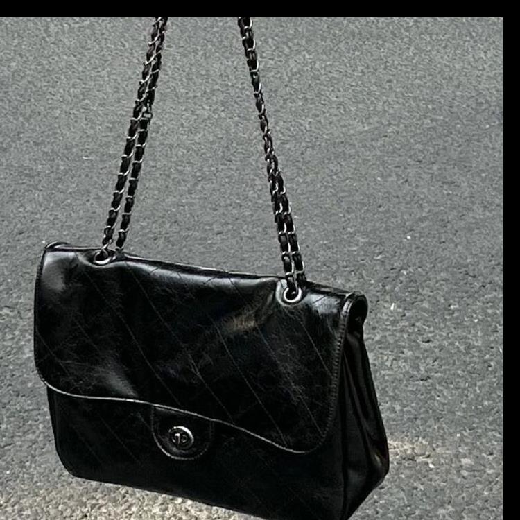 

Xiaoxiangfeng ромбовидная цепная сумка женская 2024 новая универсальная большая сумка для поездок на работу сумка через плечо сумка-мессенджер чёрный