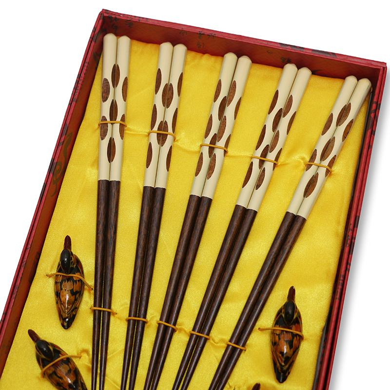 Gift Box Chopsticks Peking Opera Facial Makeup Wooden Carving Craft Korean Chopsticks Set Japanese Sushi Chop Sticks Wood Ducks