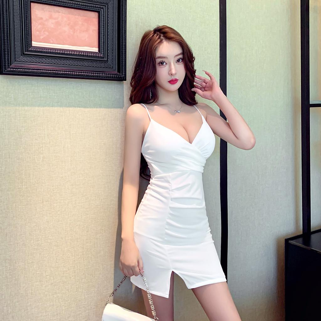 Sexy dress women's dress low-cut V-neck waist slim and thin temperament fashionable suspender nightclub skirt