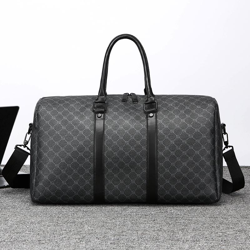 Men's Large-Capacity Fashionable One-Shoulder Travel Bag