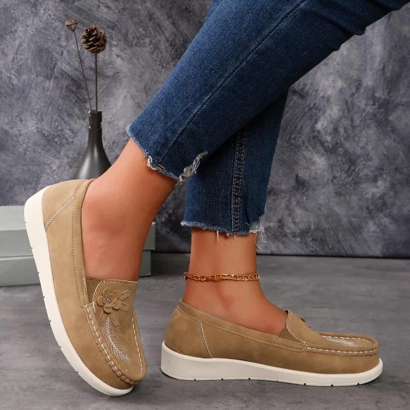 Fashion Casual Shoes for Women 2024 Brand Plus Size Women's Flats Bean Flats Women Appliques Round Toe Slip on Soft Bottom Shoes Ladies