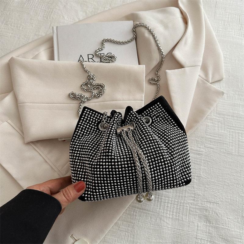 

Модная сумка-мешок мини-размера на шнурке для интернет-знаменитостей, женская, новая весна 2025, универсальная, в стиле инс, сумка-мессенджер, на плечо, сумка-мессенджер серебряный