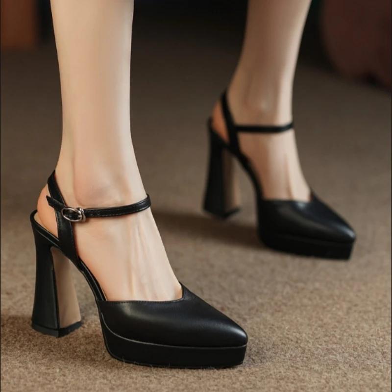 Mode Damen High Heel Sandalen Spitzschuh Ein-Riemen Schnalle Blockabsatz Schuhe Damen Kleid Zehenbedeckt Französisch Elegant Sandalen Damen