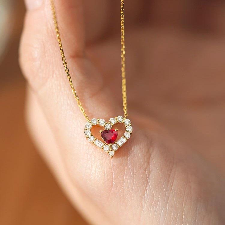 14K Gold-Plated Sterling Silver Heart Necklace with Zirconia Pendant - Elegant Light Luxury for Women Platinum
