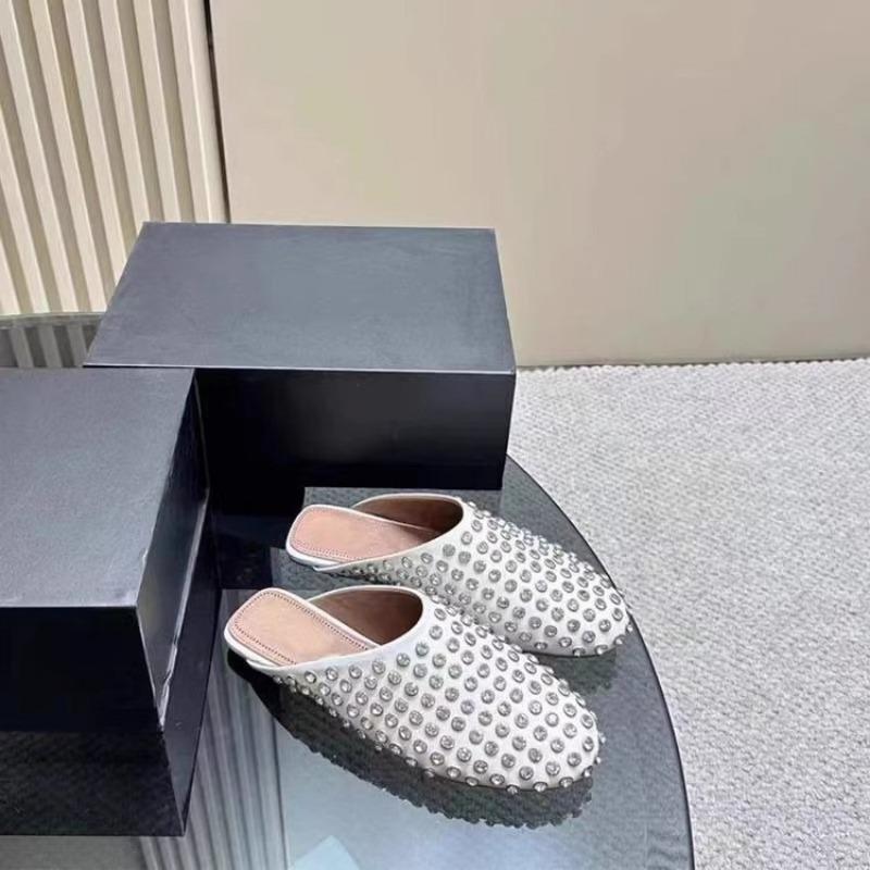 New Women's Shoes with Riveted Toe Slippers