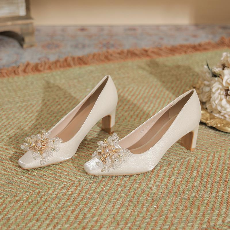 Red Square Head Wedding Shoes Women's New Satin Thick Heel High Heels Xiuhe Not Tired Feet Wedding Shoes Low Heel Bride Shoes