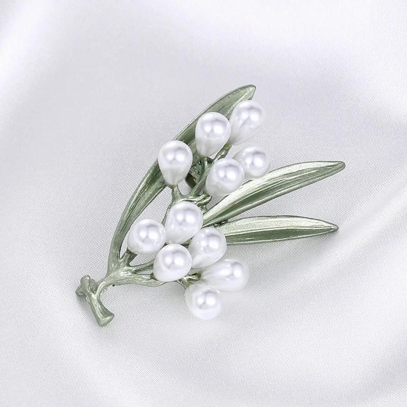 Vintage Plant Leaf Brooches For Women Retro Green Leaves Pearl Ginkgo Brooch Pin Corsage Classic Party Jewelry Accessories
