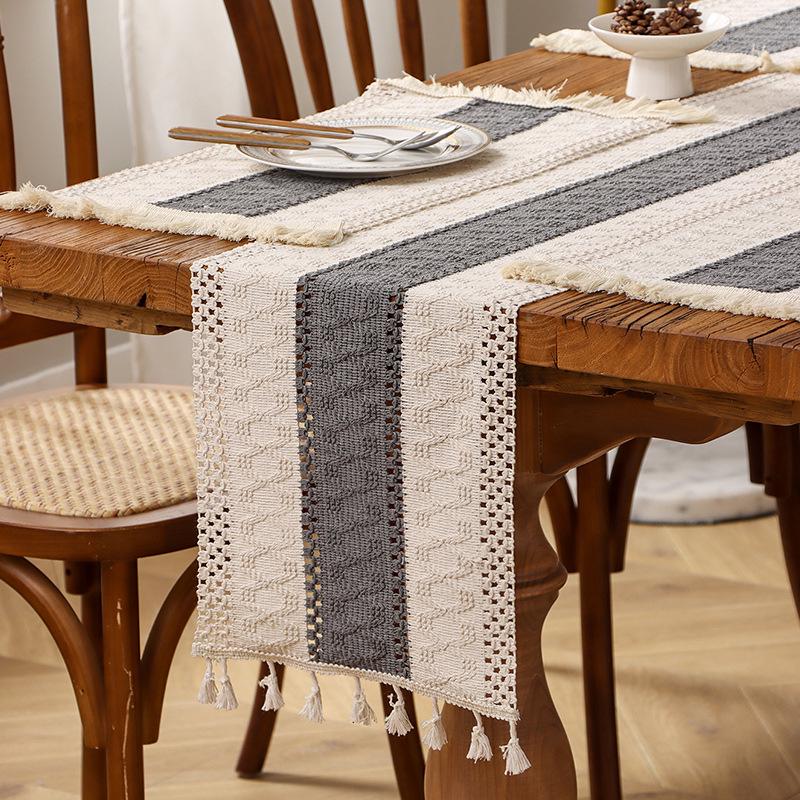 Caminho de mesa com borlas em algodão e linho estilo étnico - Decoração leve e luxuosa para festivais