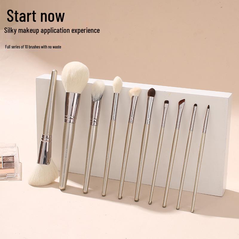 Champagne Gold 10-Piece Makeup Brush Set: Lip, Loose Powder, Blush, Foundation, Blending, Eyeshadow.