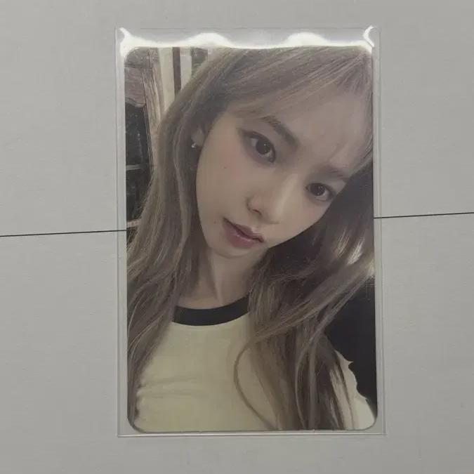 

Espacarina Spicy Album Photocard