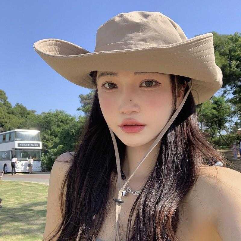 Outdoor Sun Breathable Hat For Men And Women Cotton Blend Material With Roll Brim