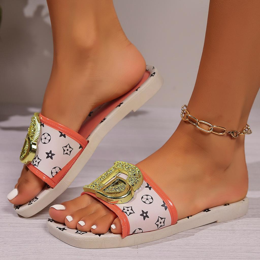 Nouvelles Pantoufles Femme à la Mode Bout Carré Chaîne Sandales Plates Plage Pantoufles Mitre Décor Métallique Chaussures Décontractées