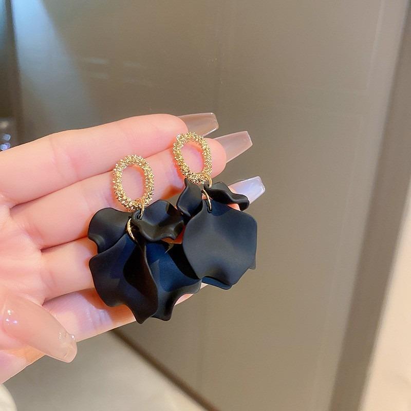 Silver Needle Black Crystal Geometric Stud Earrings Niche Versatile Earrings Temperament Light Luxury Premium Earrings