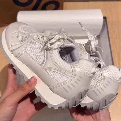 Dicksohlige erhöhte Mesh atmungsaktive Dad-Schuhe Damen neue leichte Sportschuhe Damen Freizeitschuhe zum Laufen