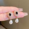 Gorgeous Flower Imitation Pearl Earrings Women Luxury Inlaid Sparkling CZ Stone Fashion Wedding Jewelry Wholesale Lots