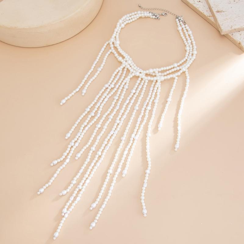 Fashionable Imitation Pearls Layering Necklace With Flowing Fringe Detail Adjustable Beaded Clavicle Chain