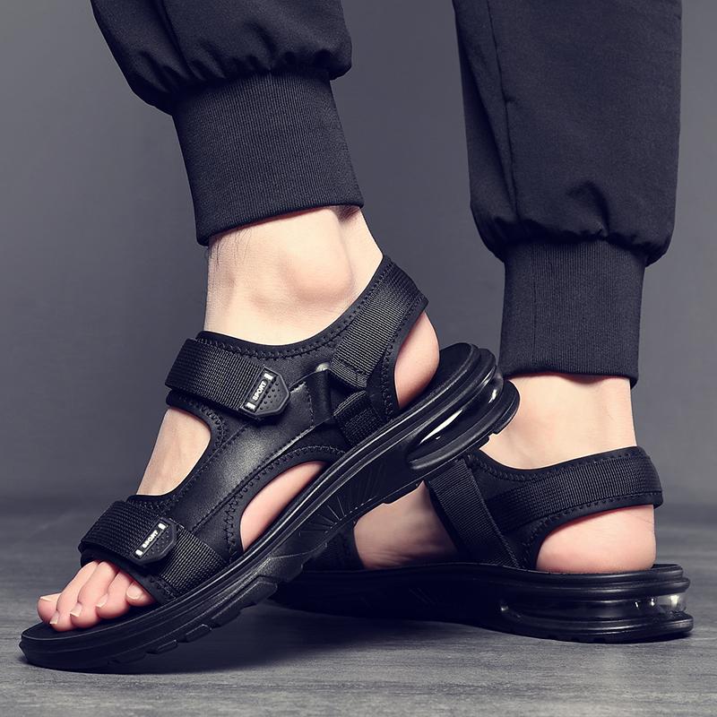 Fashion 2025 New Men Antiskid Thick Bottom Sandals Casual Leather Summer Beach Walking Shoes Comfy Sandals Outdoor Flat Designer Shoes