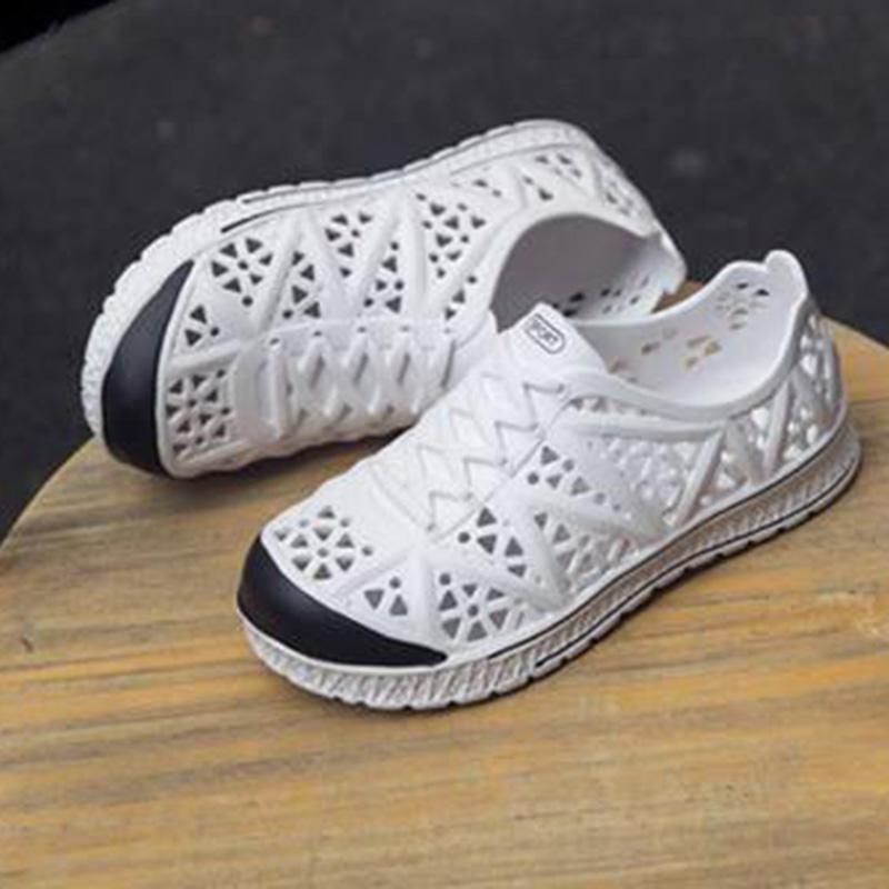 WTEMPO Herresandaler Sommer Myk Såle Lav Hæl Hul Blandet Farge Pustende Sklisikker Strandsko Tykk Såle EVA Ettstykke Plast Komfortabel Sandal