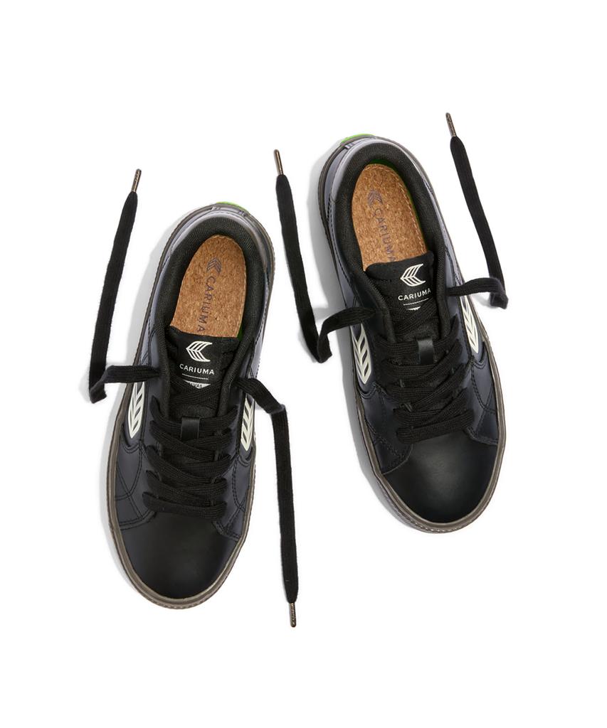 Cariuma Salvas Teak Black Leather Ivory Logo