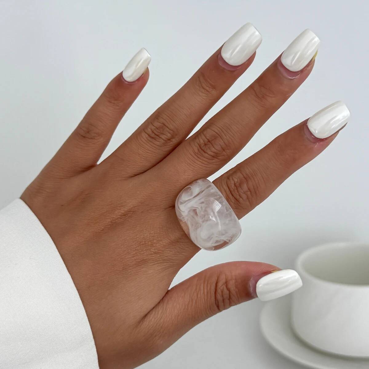 

SHIXIN Vintage Smooth Brown Orange Resin Acrylic Rings for Women Minimalist Geometric Chunky Ring Set Autumn/Winter Jewelry New