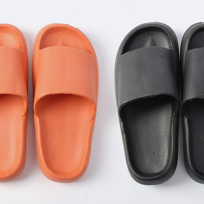 

You and Me Couple Slippers Set (Black 270mm/Orange 250mm)