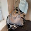 Niche large-capacity canvas bag women's new commuter messenger bag shopping class shoulder tote bag