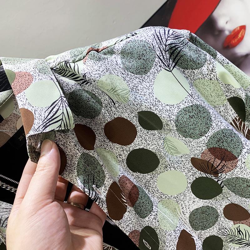 Unisex Retro Polka Dot Long-Sleeve Shirt with Pointy Collar – Versatile, Loose Fit, Hong Kong Autumn Style