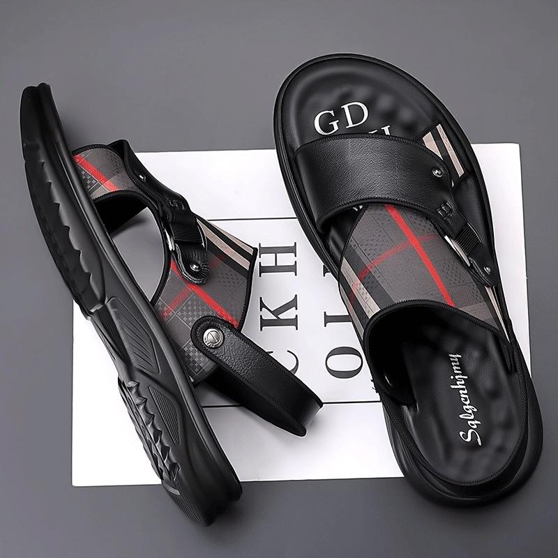 Trend sandals men's 2025 summer new leather casual beach shoes men's soft soles wear dual-purpose cool slippers