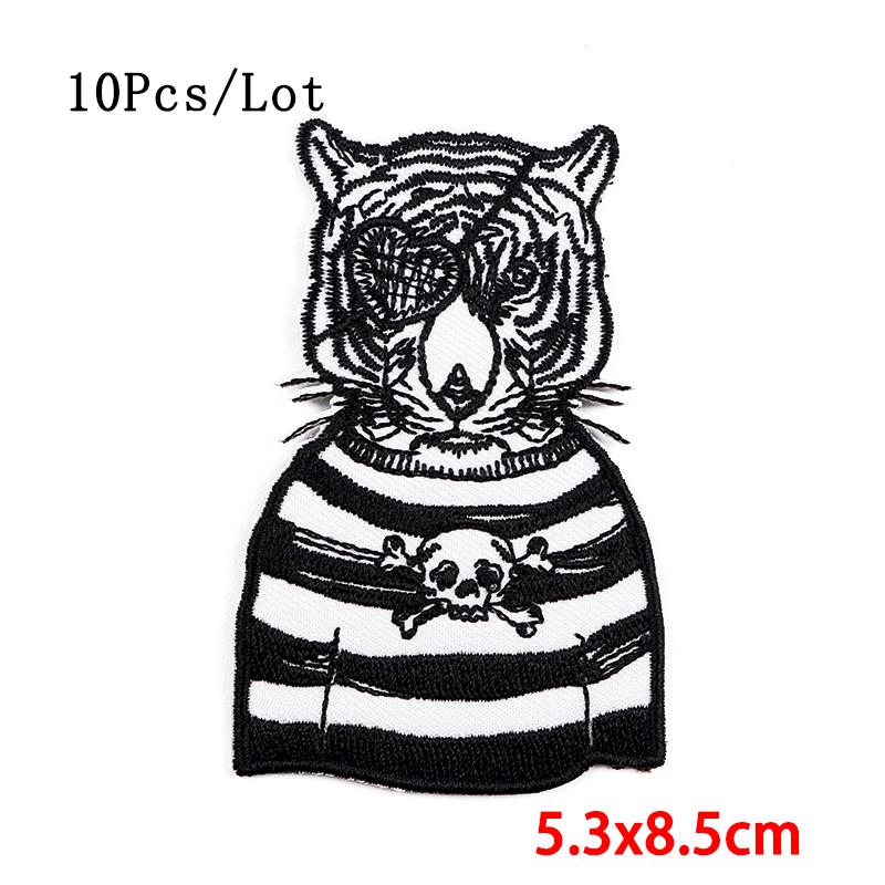 10Pcs/Lot Punk Animal Patch Embroidered Patches For Clothing Embroidery Patch Iron On Patches On Clothes DIY Hook Loop Stickers