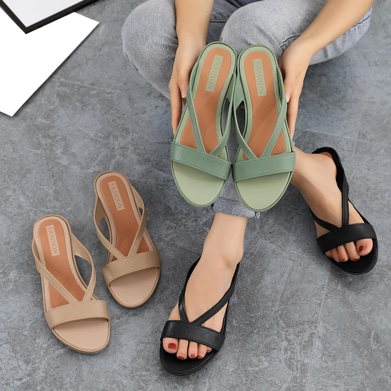 Fashion 2025 Women's Fashionable PVC Low-heeled Sandals and Thick-soled Casual Shoes for Wearing Slippers Outside