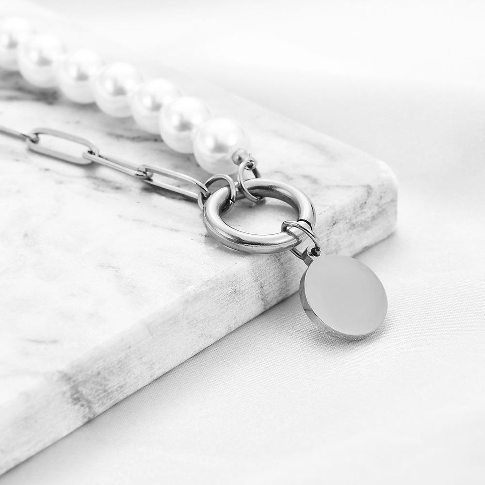 European & American Simple Faux Pearl Tag Pendant Bracelet with Laser-Engraved Logo
