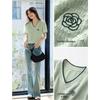XWI Women's Camellia Embroidery V-Neck T-Shirt