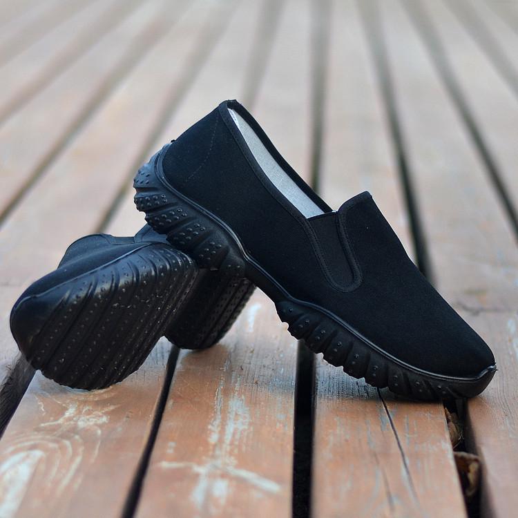 Cloth shoes casual cloth shoes black labor insurance shoes soft sole breathable towel sole cloth shoes size 38 is one size larger
