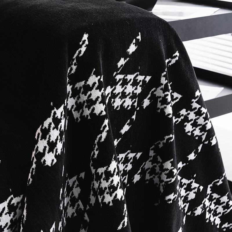 New Sofa Cover One-Piece All-Inclusive Sofa Cushion Oversized Anti-Cat Scratch Black Dirt-Resistant Sofa Cover