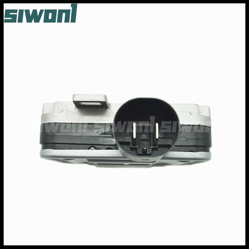 7T43-8C609-BA 941.0138.01 940.0094.02 940.0042.04 31305106 Cooling Fan Relay Radiator Control Module For VOLVO S60 S80 V70 XC60
