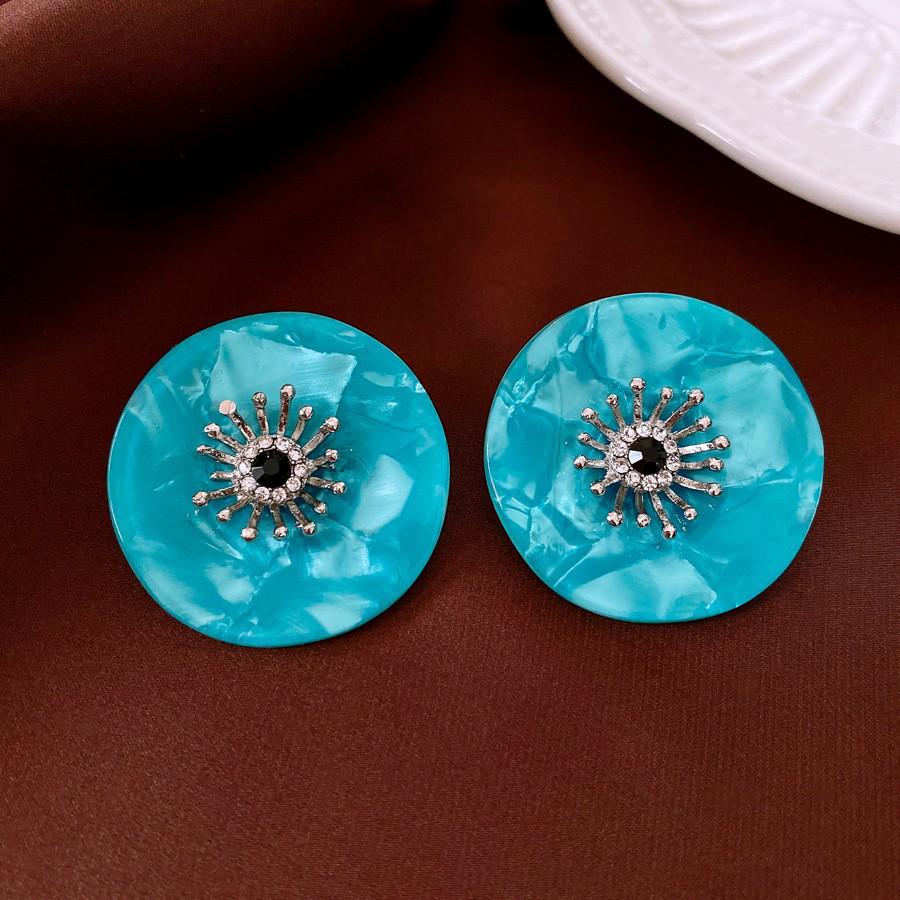 

Винтажные ретро серьги-пусеты Серебряная игла - Элегантные, универсальные, высококлассные серьги в придворном стиле.