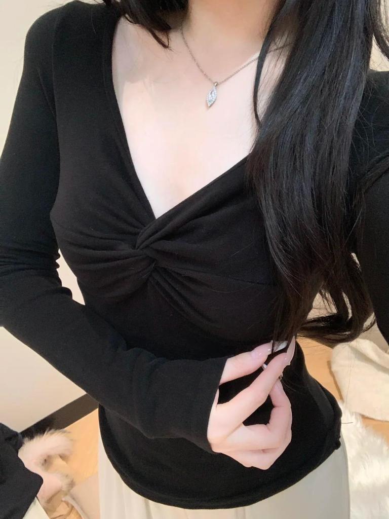 Women's Slim-Fit Sexy V-Neck Long-Sleeve Twist Top - Flattering Waist-Cinched Autumn/Winter Base Layer
