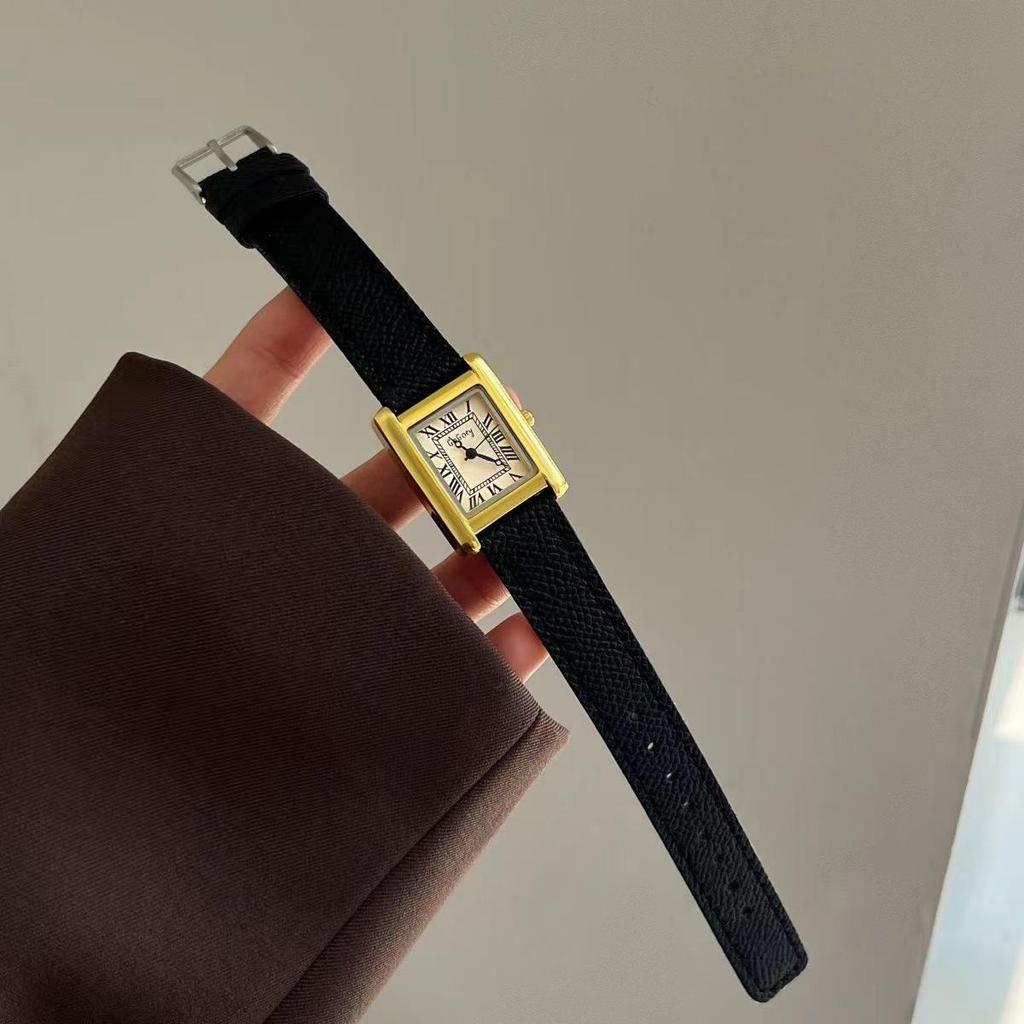 Retro Square Leather Strap Women's Fashion Quartz Watch