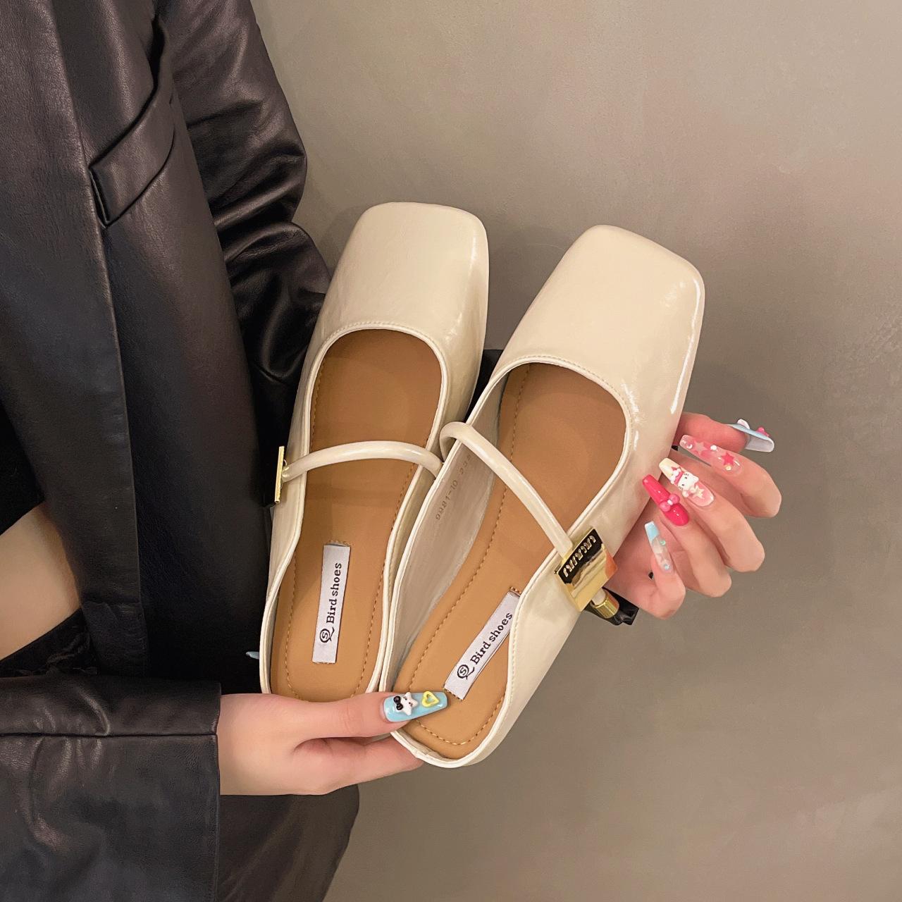 

Women s Covered Toe Mule Slippers Fashion Light Slippery Ladies Elegant Dress Shoes 35 чорний