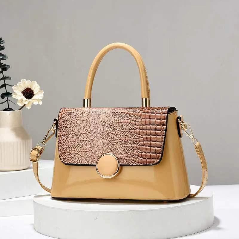 Trendy Pu Crocodile Print Medium Size Shoulder Bag In Elegant Colors For Women